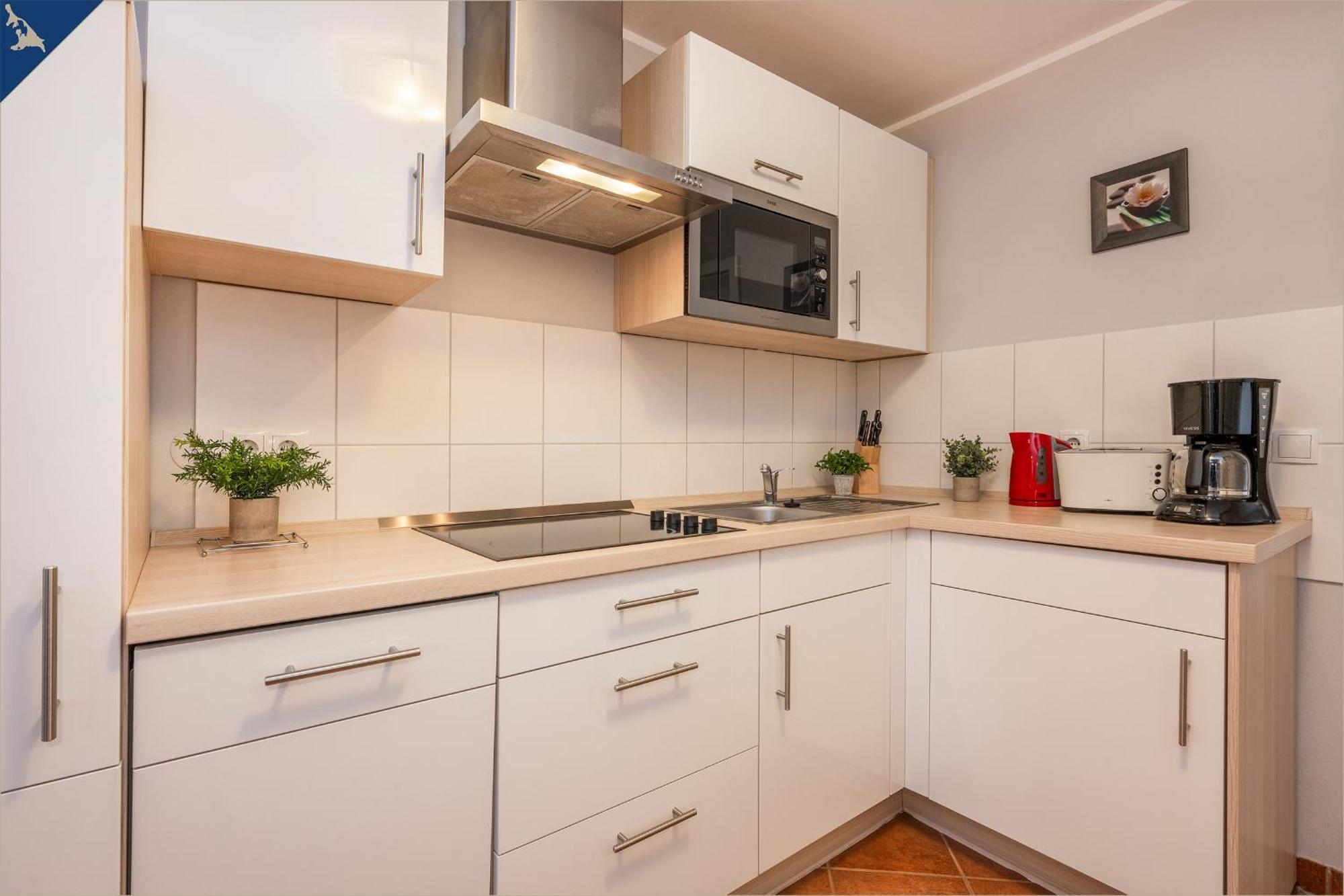 1 Apartment *